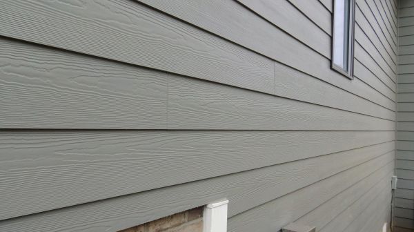 Cement Board Siding Repair in Saint Peters