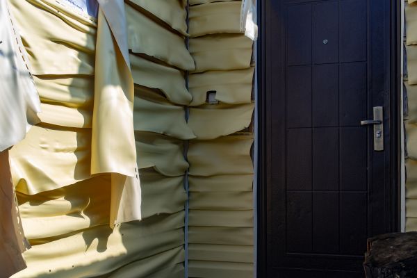 Cost of Melted Siding Replacement in Saint Peters