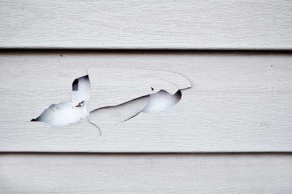 Siding Leak Repair in Saint Peters