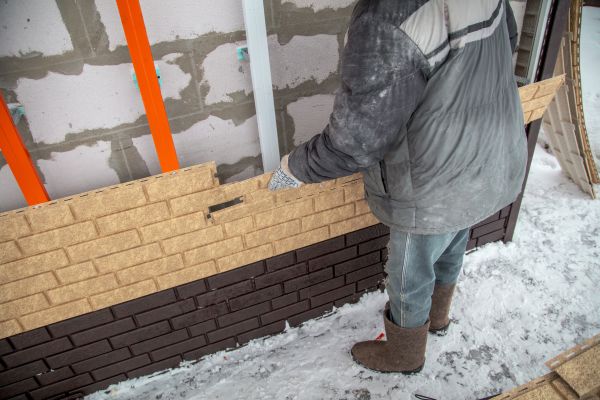 Veneer Siding Installation in Saint Peters