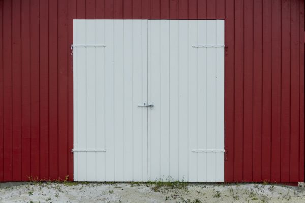 Pole Barn Siding Installation in Saint Peters
