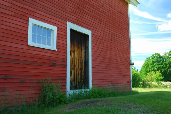 Wood Barn Siding Installation in Saint Peters