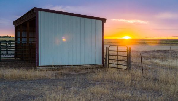 Pole Building Siding Service in Saint Peters